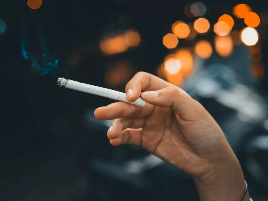 Tíz év alatt több mint a duplájára nőtt az illegális cigi piaca kilenc országban